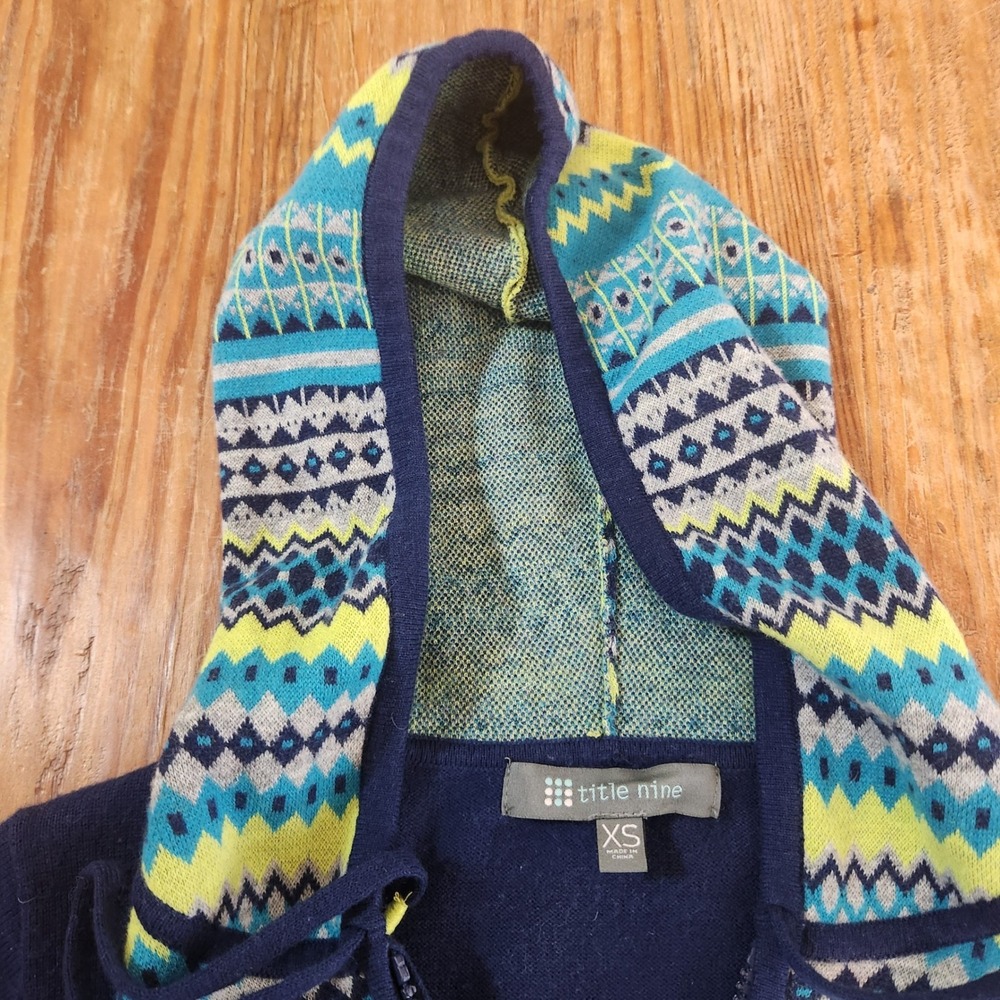 Title Nine Full Zip Midline Hoodie Cardigan Women's XS Merino Wool Blend Aztec - Picture 13 of 13